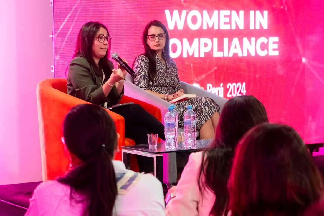 https://icompliancepe.s3.us-east-2.amazonaws.com/assets/women/42.jpg